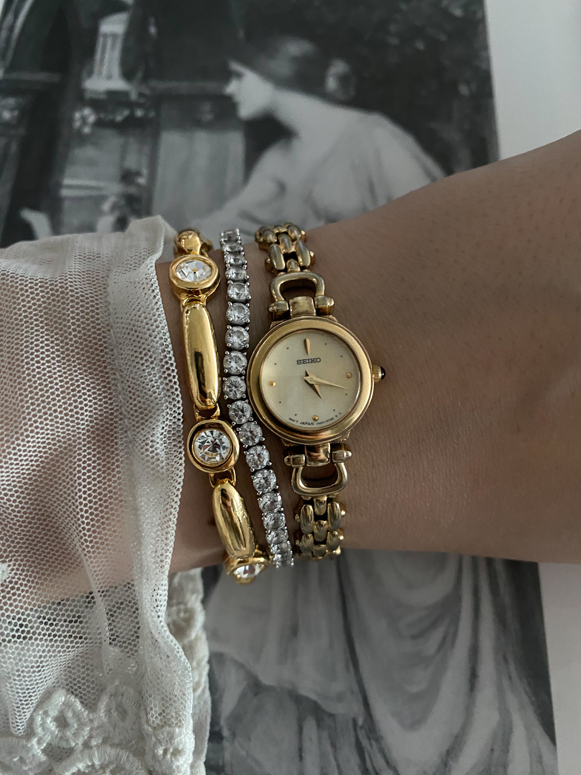 Vintage Petite Ladies Seiko Watch from the 1980s